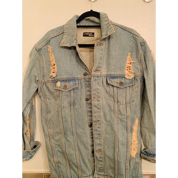 Oversized ripped jean jacket - Picture 2 of 6